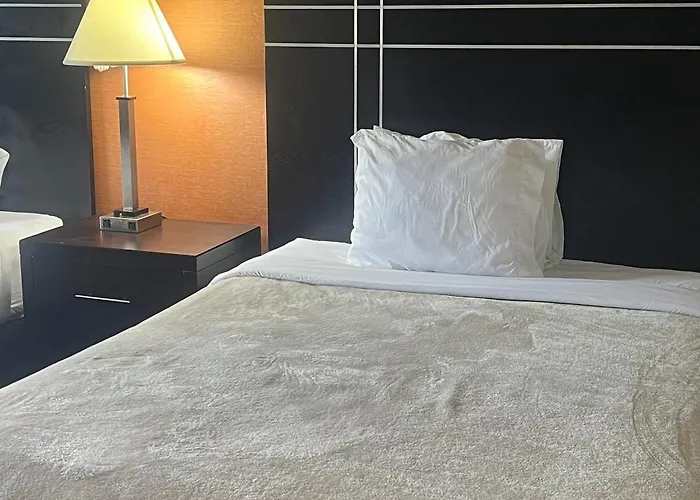 Hotel Inn Columbus 2*